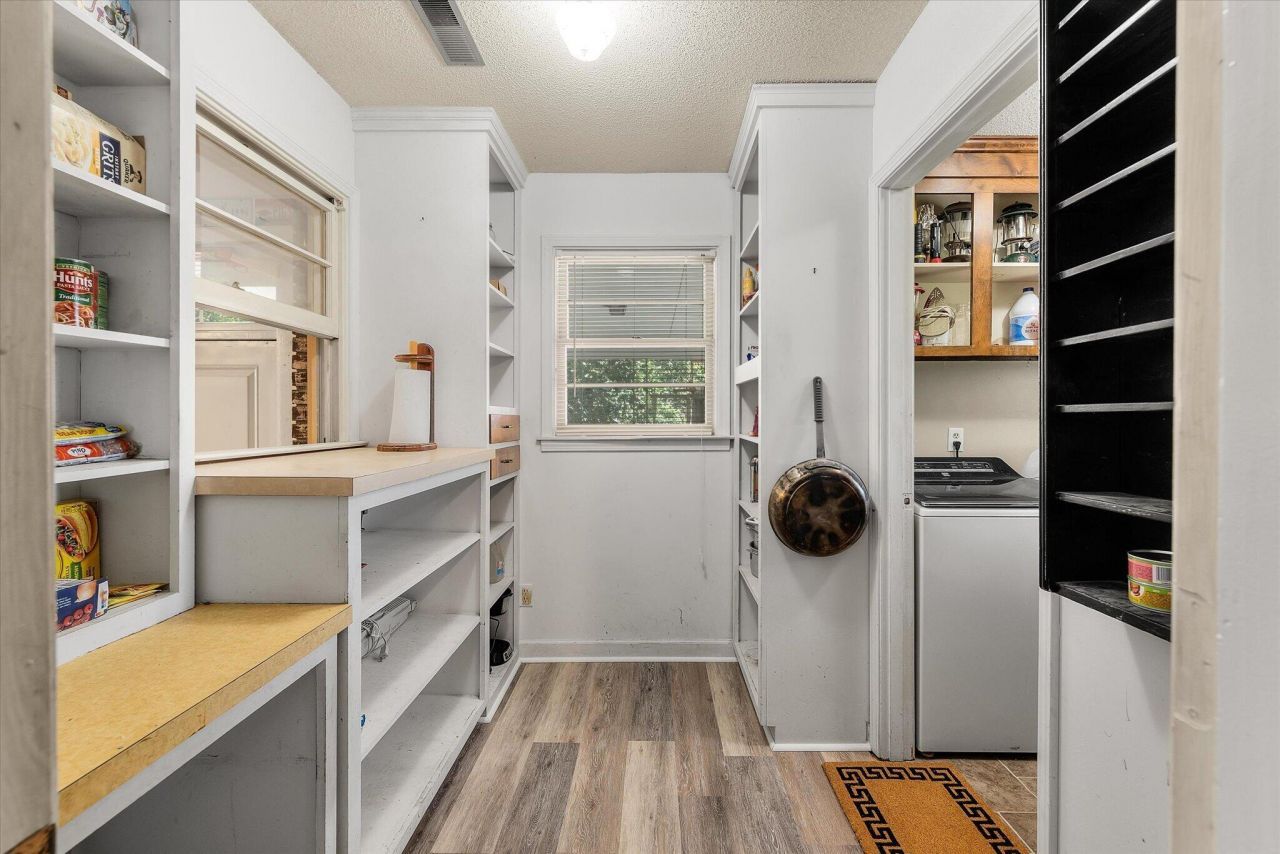 1979 Highway 15 S Photo 30