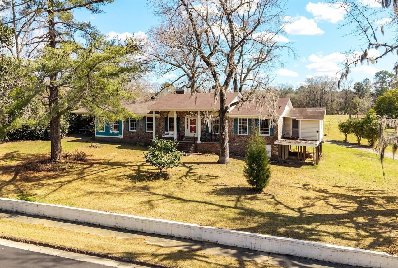 1979 Highway 15 S Photo 33