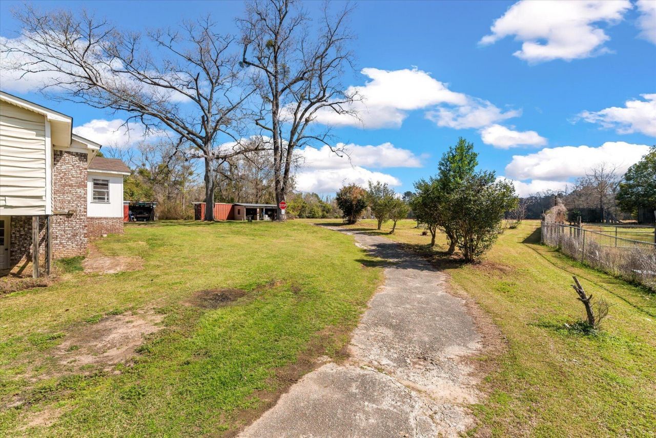 1979 Highway 15 S Photo 35