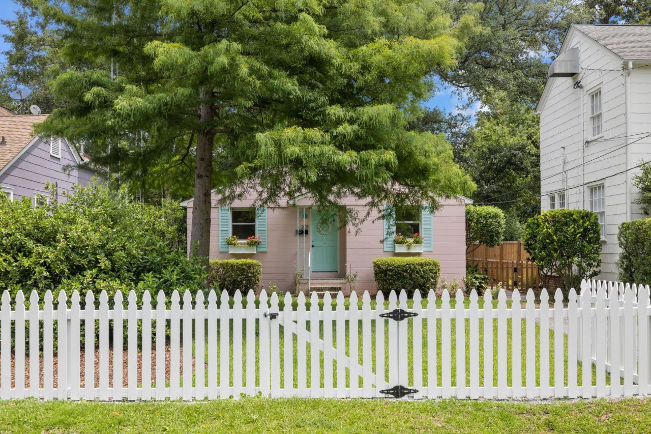 201 Collingwood Avenue Photo 20