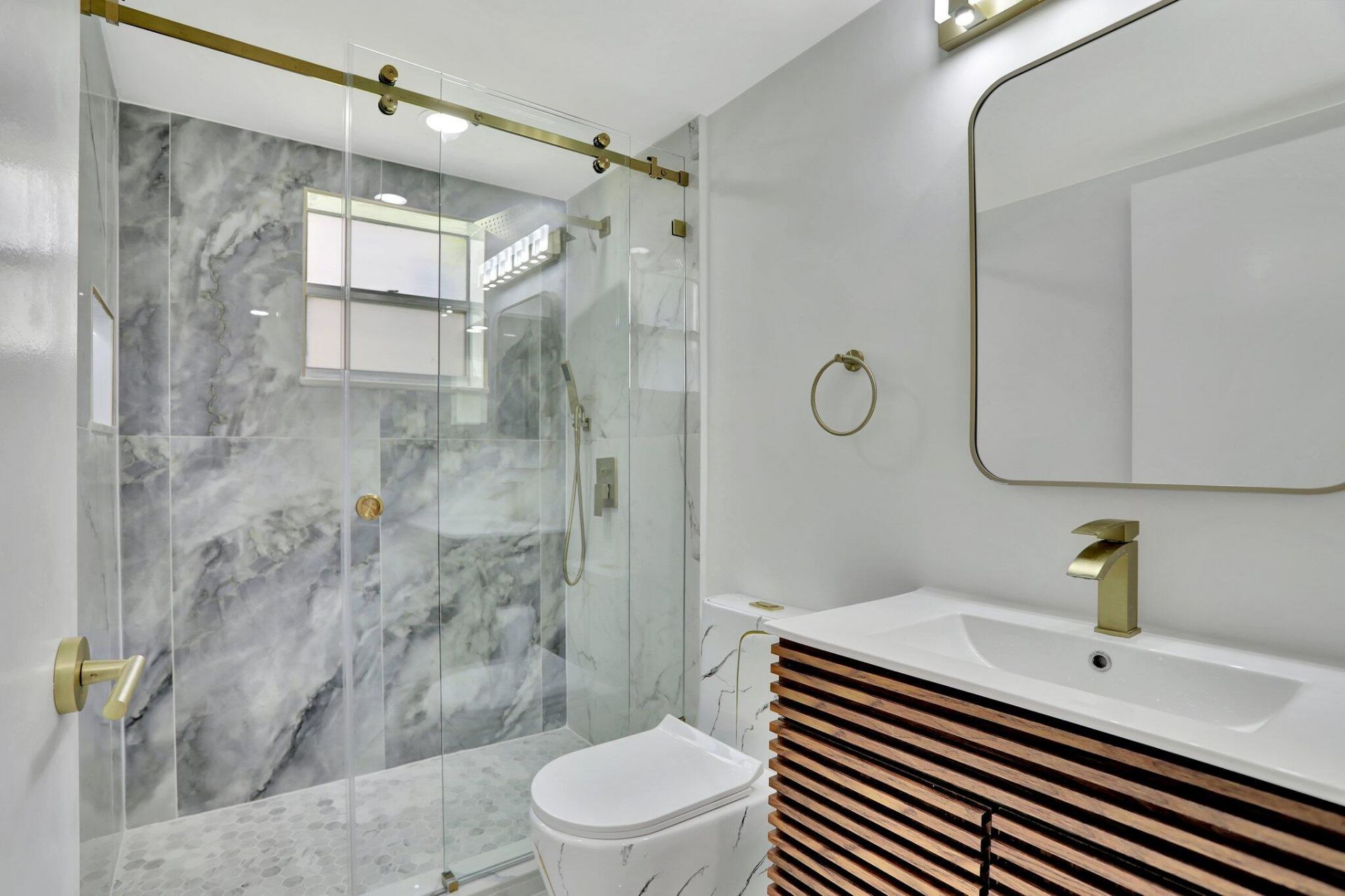 450 Normandy J, Delray Beach, FL 33484 Photo