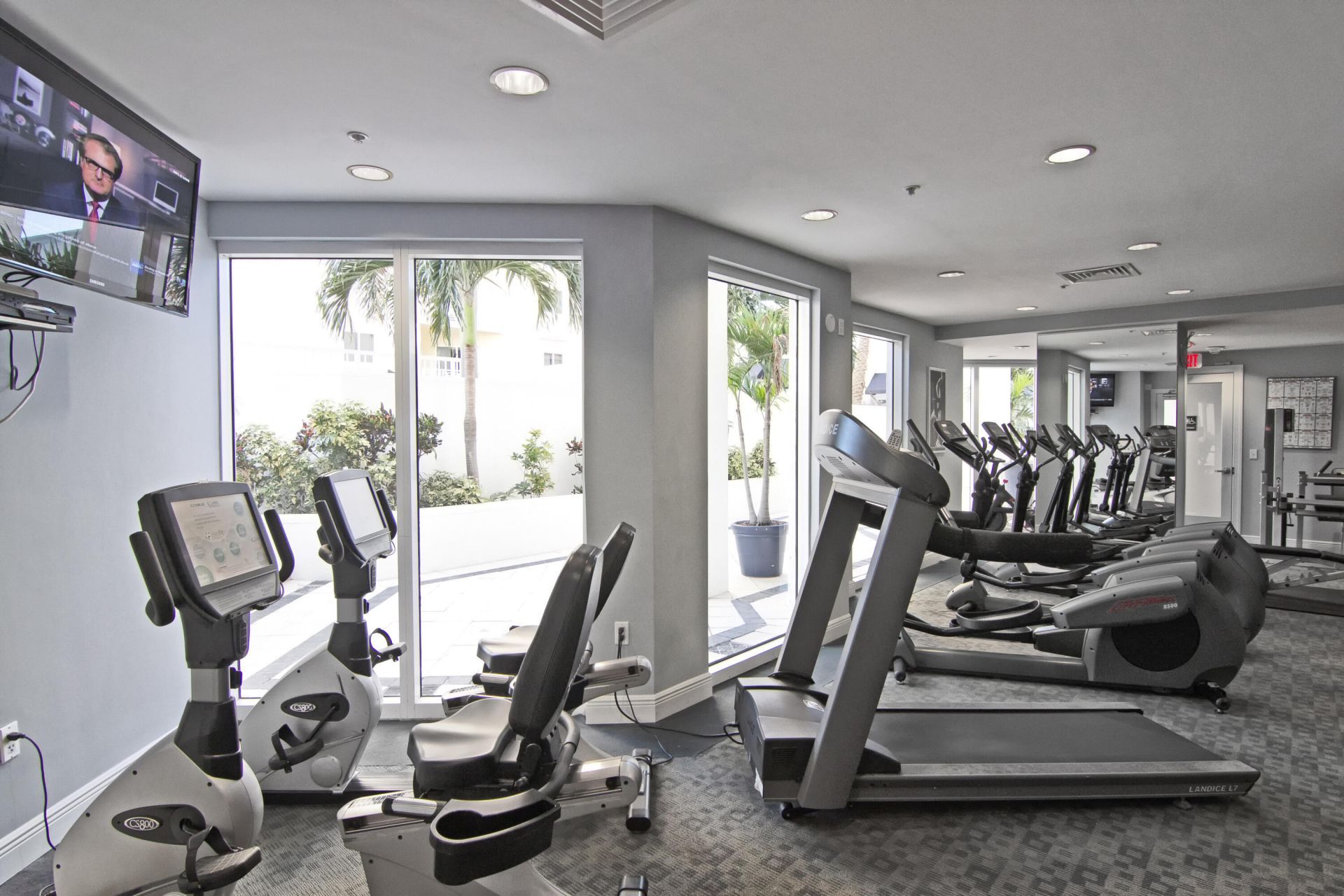 255 Evernia Street, Unit 1004, West Palm Beach, FL 33401 Photo