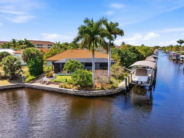 2105 Ottersrest LN, CAPE CORAL, FL 33990