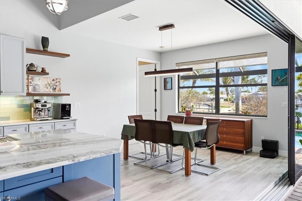 2105 Ottersrest Ln, Cape Coral, FL 33990 Photo