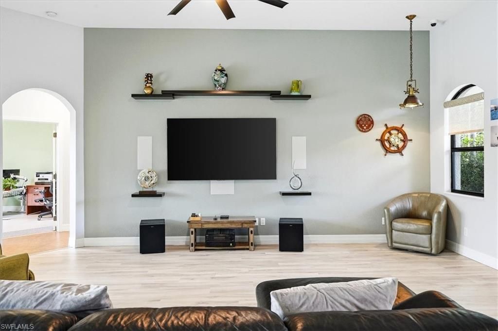 2105 Ottersrest Ln, Cape Coral, FL 33990 Photo