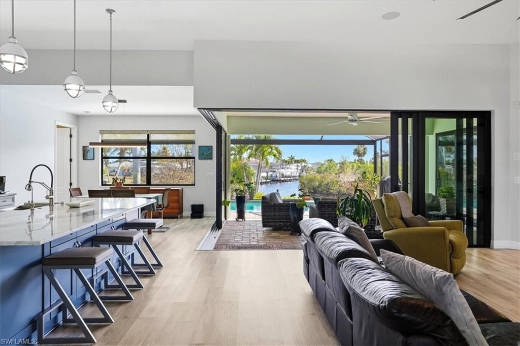 2105 Ottersrest Ln, Cape Coral, FL 33990 Photo