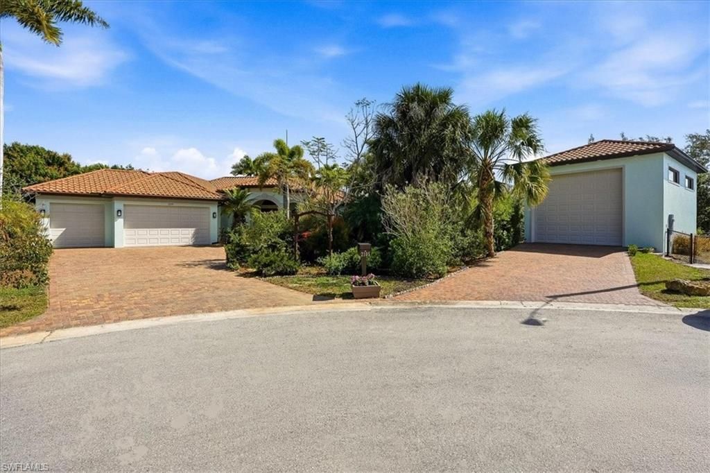 2105 Ottersrest Ln, Cape Coral, FL 33990 Photo