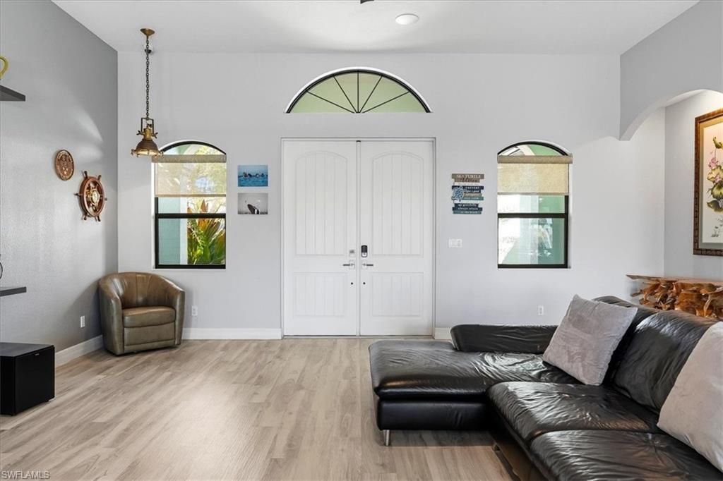 2105 Ottersrest Ln, Cape Coral, FL 33990 Photo