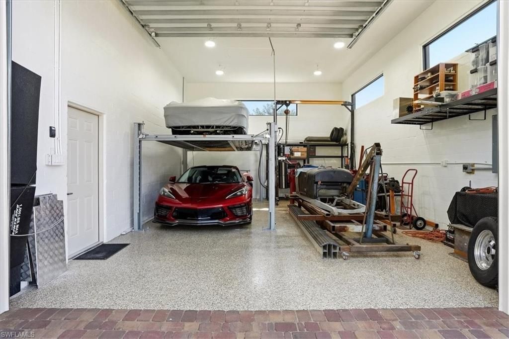 2105 Ottersrest Ln, Cape Coral, FL 33990 Photo