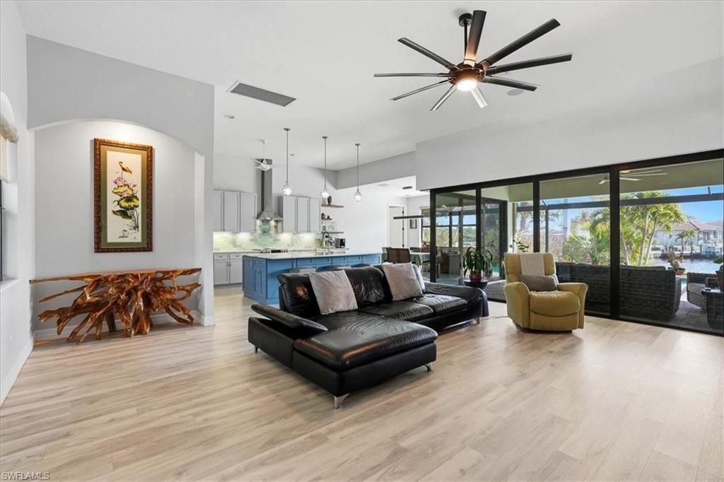 2105 Ottersrest Ln, Cape Coral, FL 33990 Photo