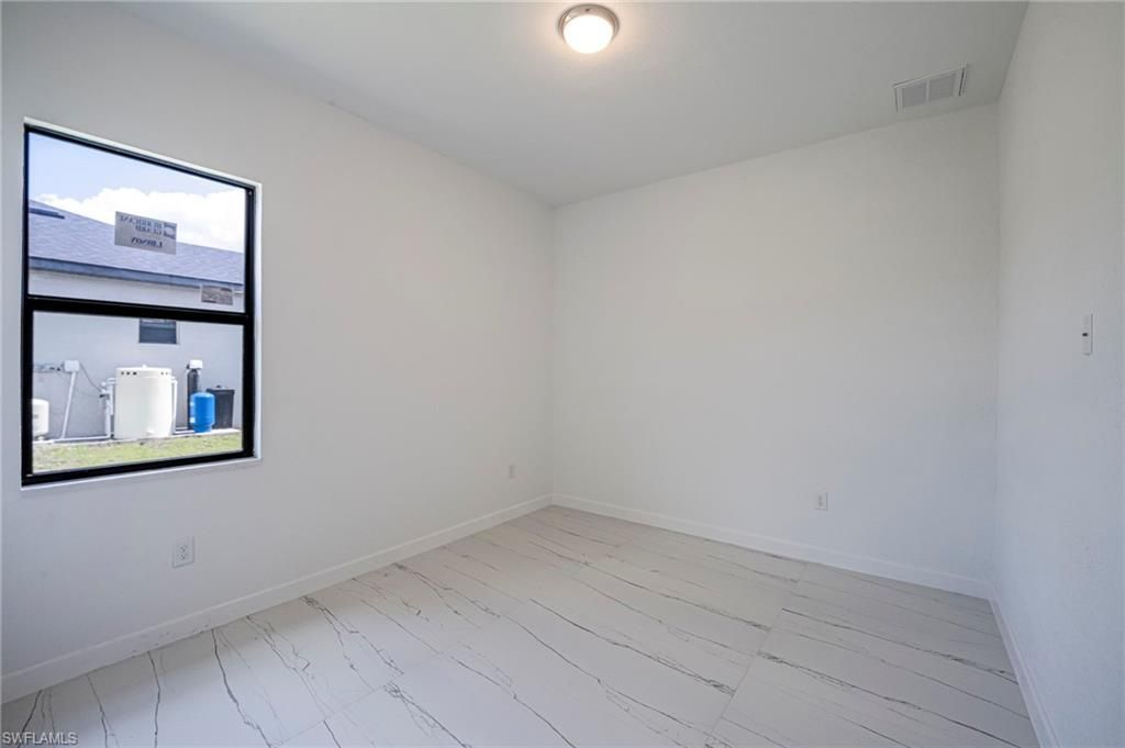 2604 73rd St W, Lehigh Acres, FL 33971 Photo