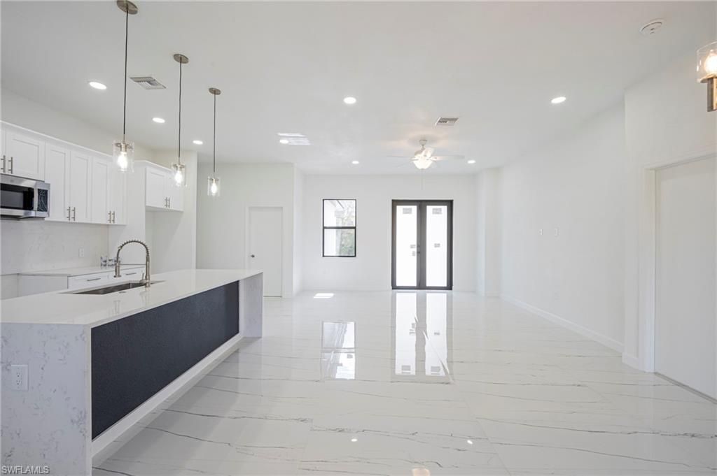 2604 73rd St W, Lehigh Acres, FL 33971 Photo