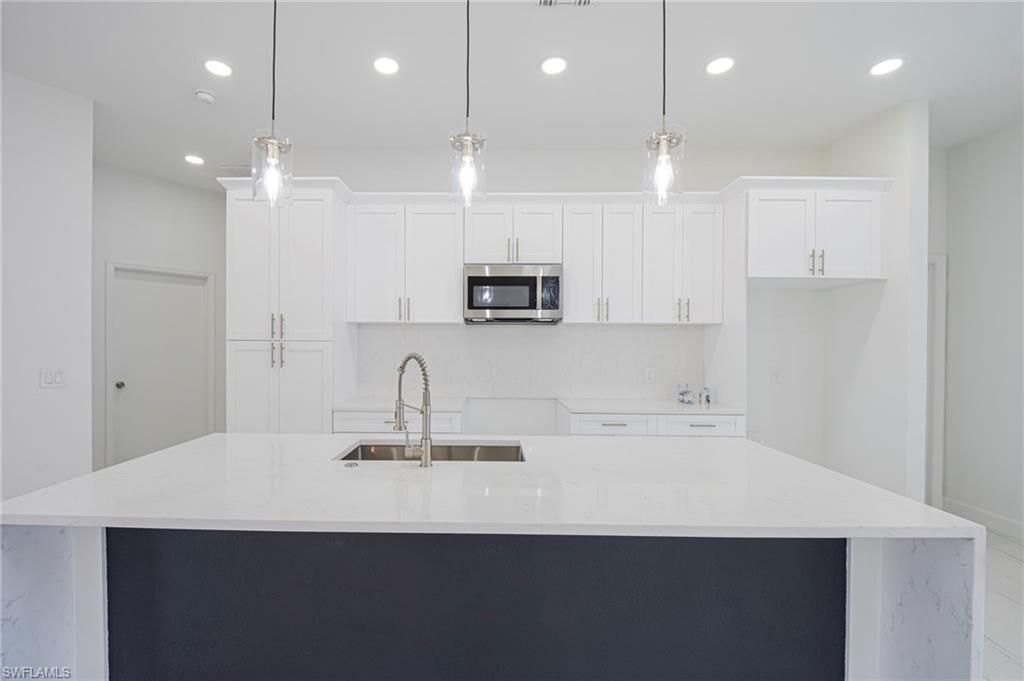 2604 73rd St W, Lehigh Acres, FL 33971 Photo