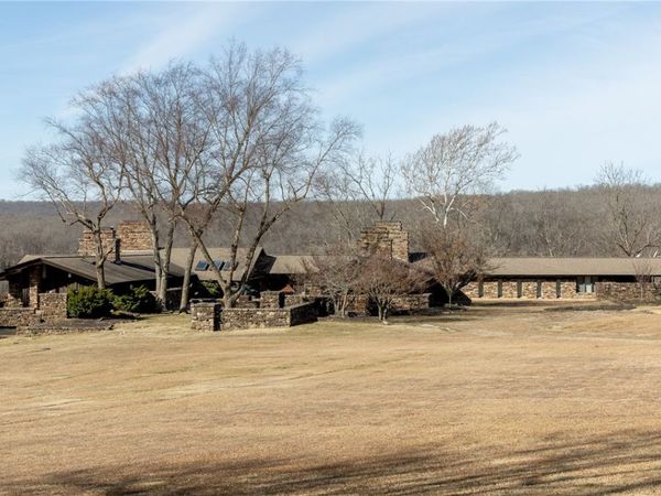 12808 Raheen Ranch Road, Fayetteville, AR 72701