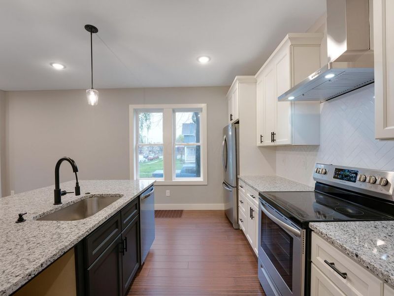 389-391 Berkeley Road , Unit 391, Columbus, OH 43205 Photo 5