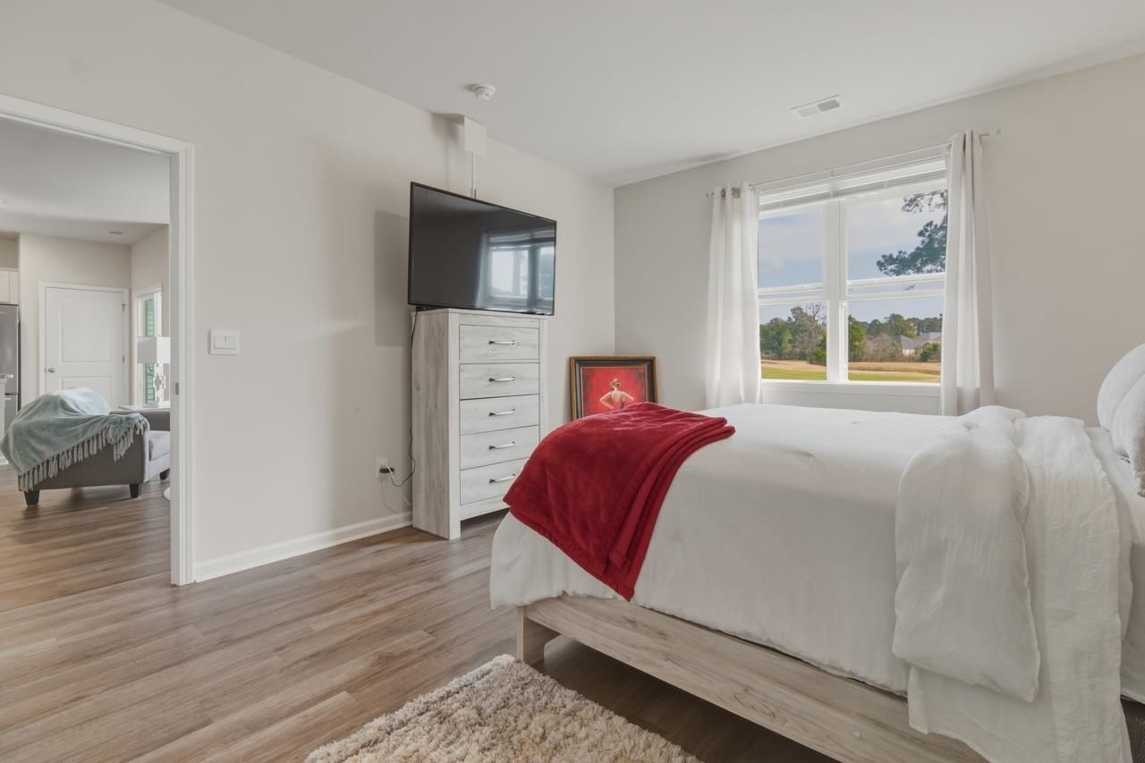 715 Gryffindor Dr. Photo 10