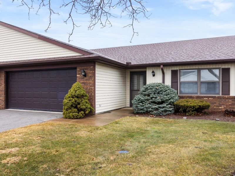 4601 Pinewood Drive, Unit 194, Sandusky, OH 44870 Photo 2