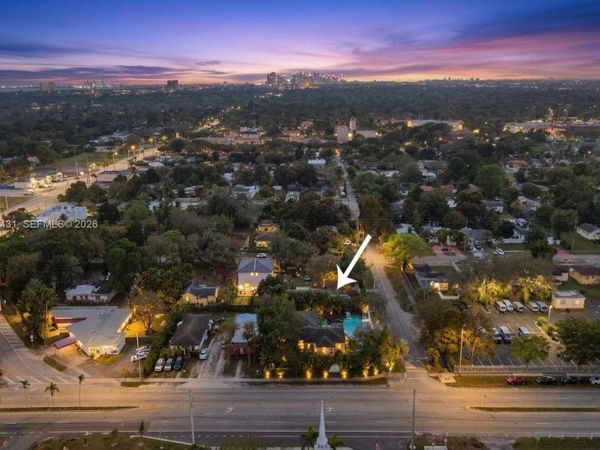 11809 NE 1st Ave , Miami, FL 33161