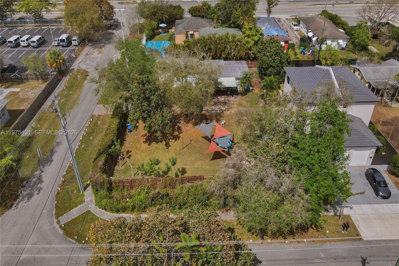 11809 NE 1st Ave, Miami, FL 33161 Photo