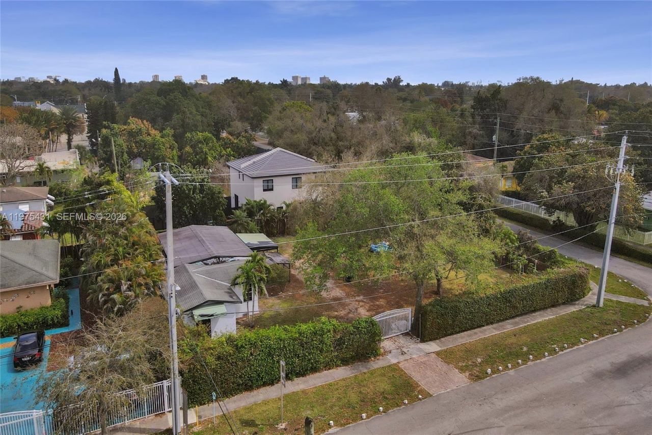 11809 NE 1st Ave, Miami, FL 33161 Photo