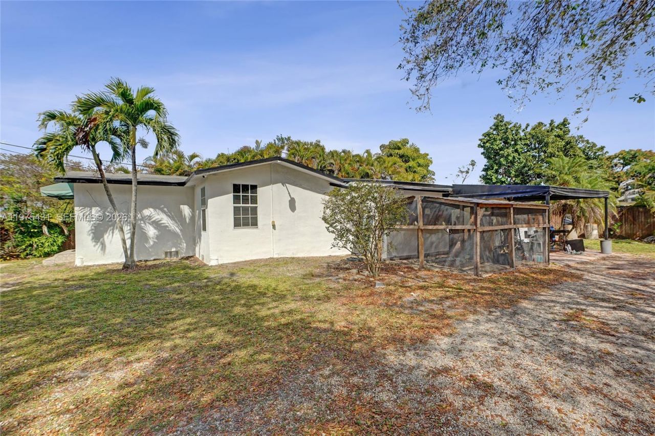 11809 NE 1st Ave, Miami, FL 33161 Photo