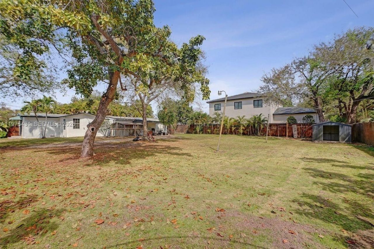 11809 NE 1st Ave , Miami, FL 33161 Photo