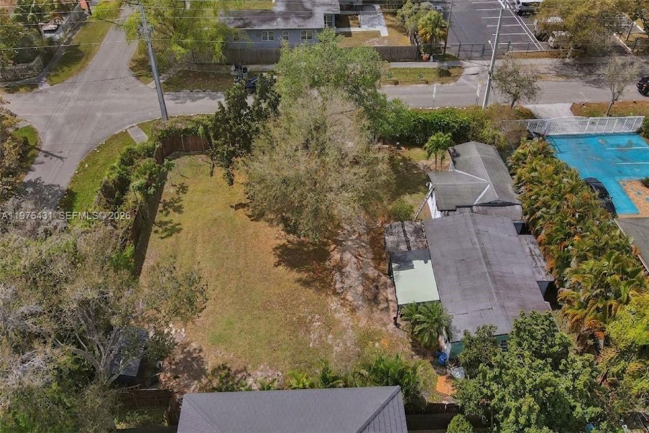 11809 NE 1st Ave, Miami, FL 33161 Photo