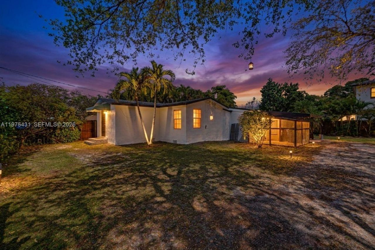 11809 NE 1st Ave, Miami, FL 33161 Photo