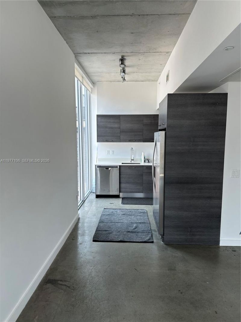 151 SE 1st St, Unit 1410, Miami, FL 33131 Photo