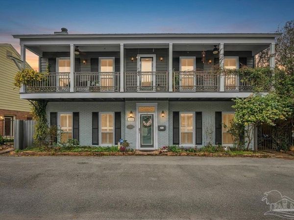 109 Calle De Santiago Ct, Pensacola, FL 32502