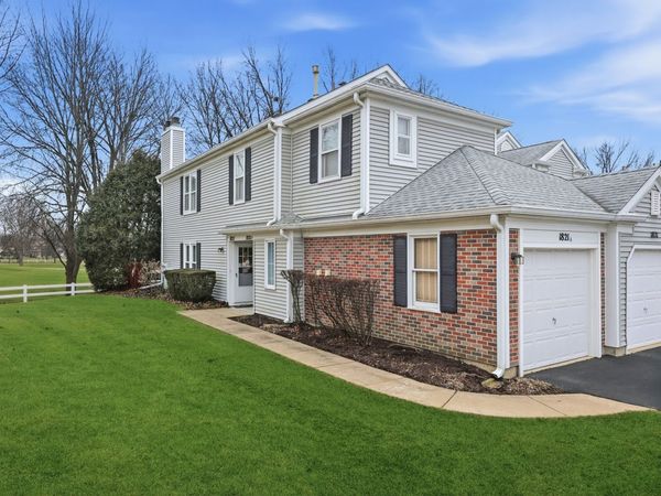 1821 Pebble Beach Circle , Unit 1, Elk Grove Village, IL 60007