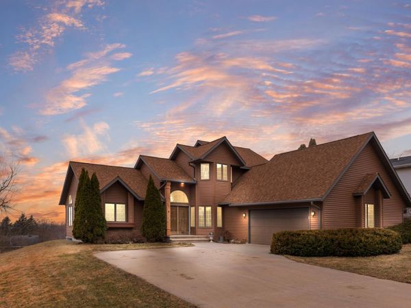 560 Russell Drive, Ripon, WI 54971