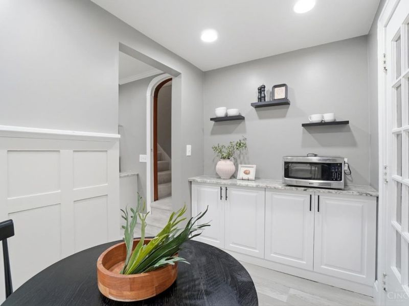 1352 Westminster Drive, Cincinnati, OH 45229 Photo 15