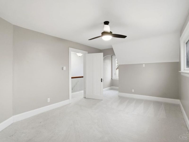 1352 Westminster Drive, Cincinnati, OH 45229 Photo 27