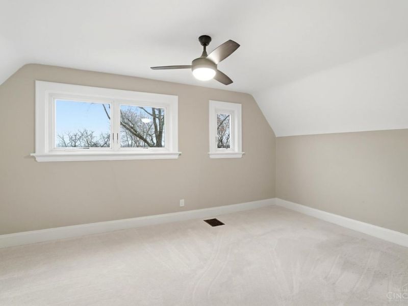 1352 Westminster Drive, Cincinnati, OH 45229 Photo 28