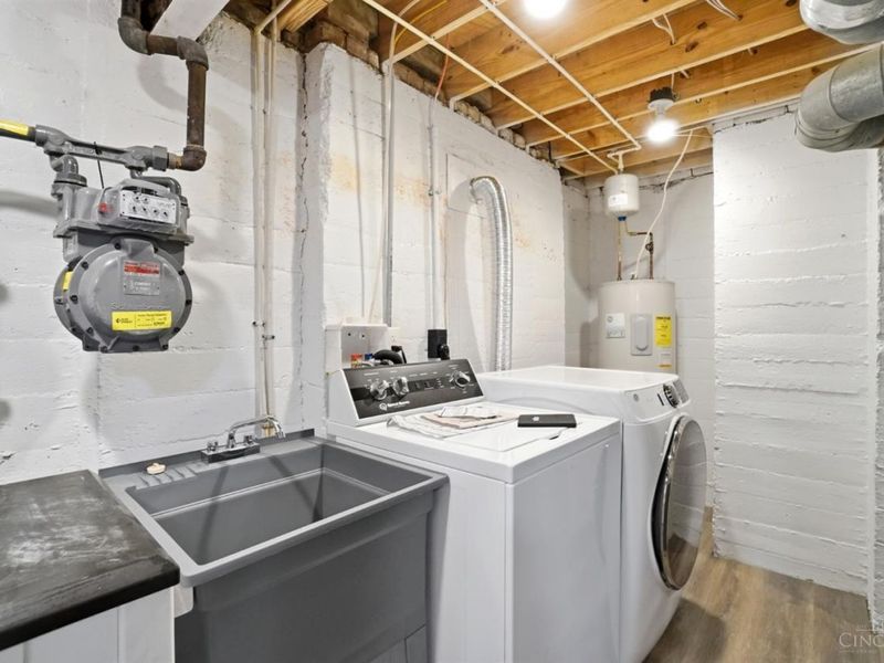 1352 Westminster Drive, Cincinnati, OH 45229 Photo 36