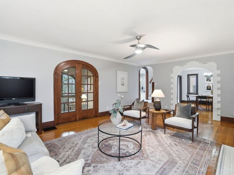 1352 Westminster Drive, Cincinnati, OH 45229 Photo 7