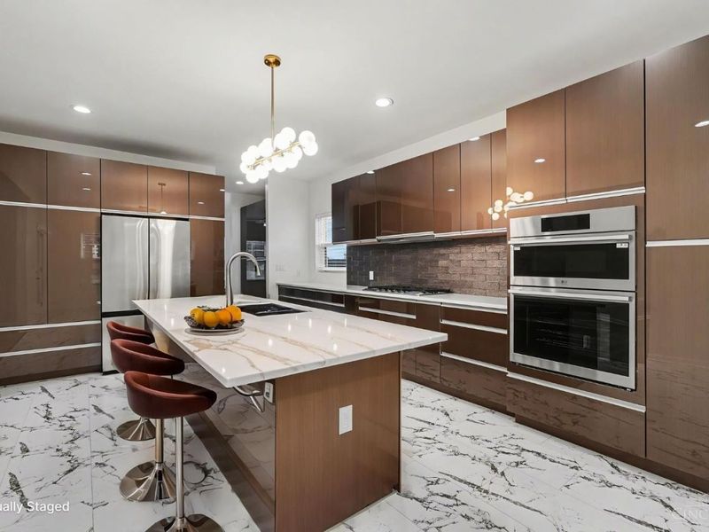 1324 Northwoods Drive, Hillsboro, OH 45133 Photo 11