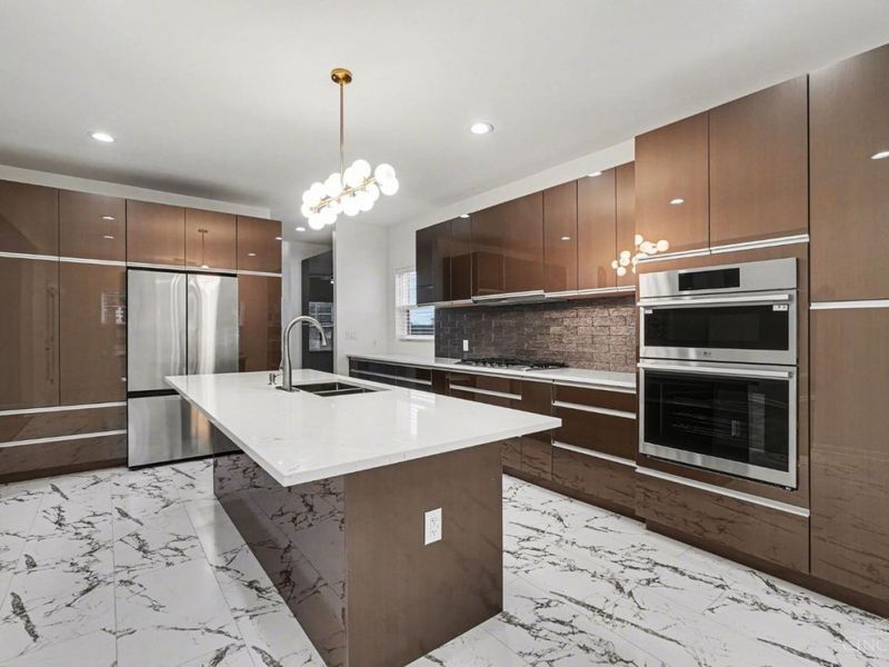 1324 Northwoods Drive, Hillsboro, OH 45133 Photo 12