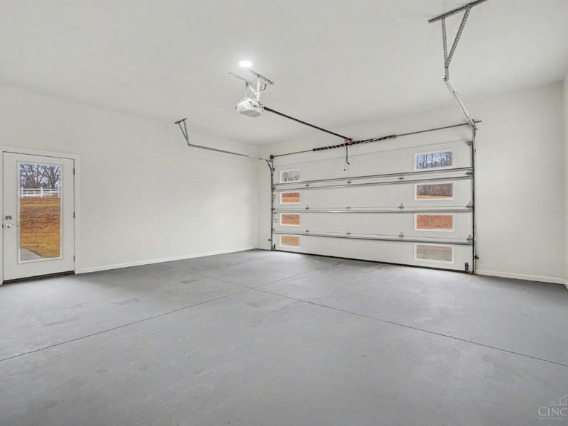 1324 Northwoods Drive, Hillsboro, OH 45133 Photo 4