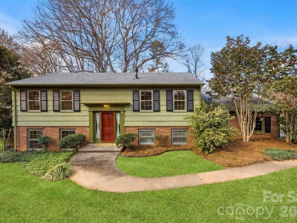 2968 Club Drive , Gastonia, NC 28054