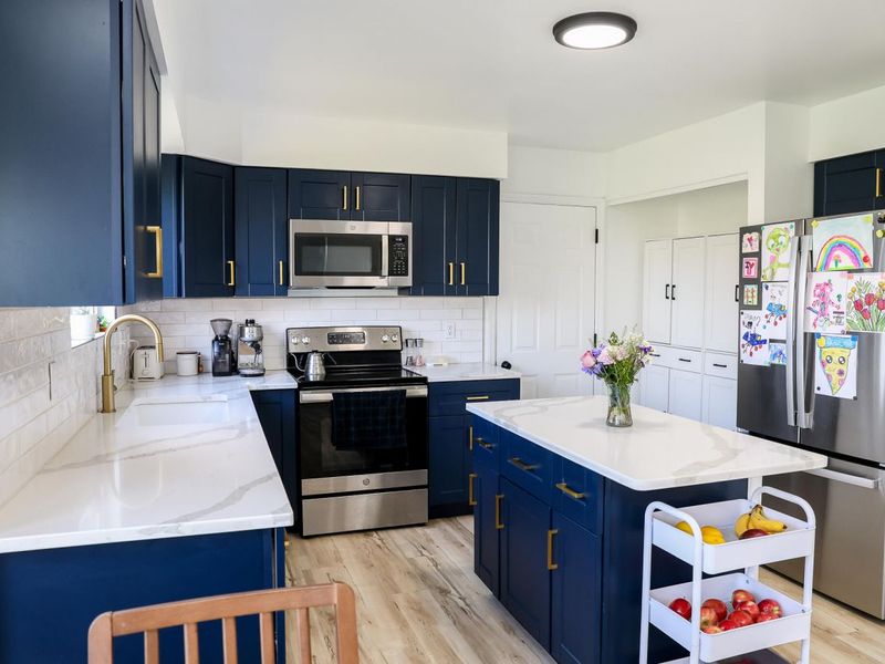 674 Elyse Way, Florence, KY 41042 Photo 4