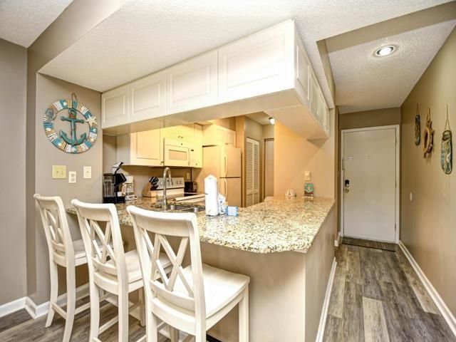 223 Maison Dr.  Photo 6