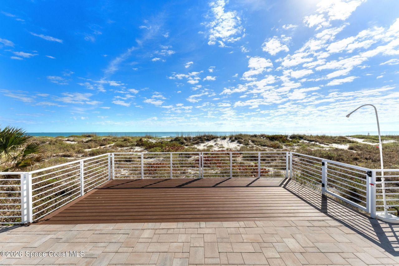 755 S Atlantic Avenue, Cocoa Beach, FL 32931 Photo