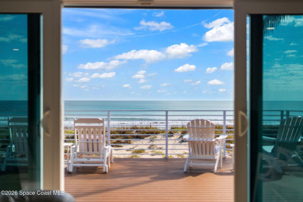 755 S Atlantic Avenue, Cocoa Beach, FL 32931 Photo