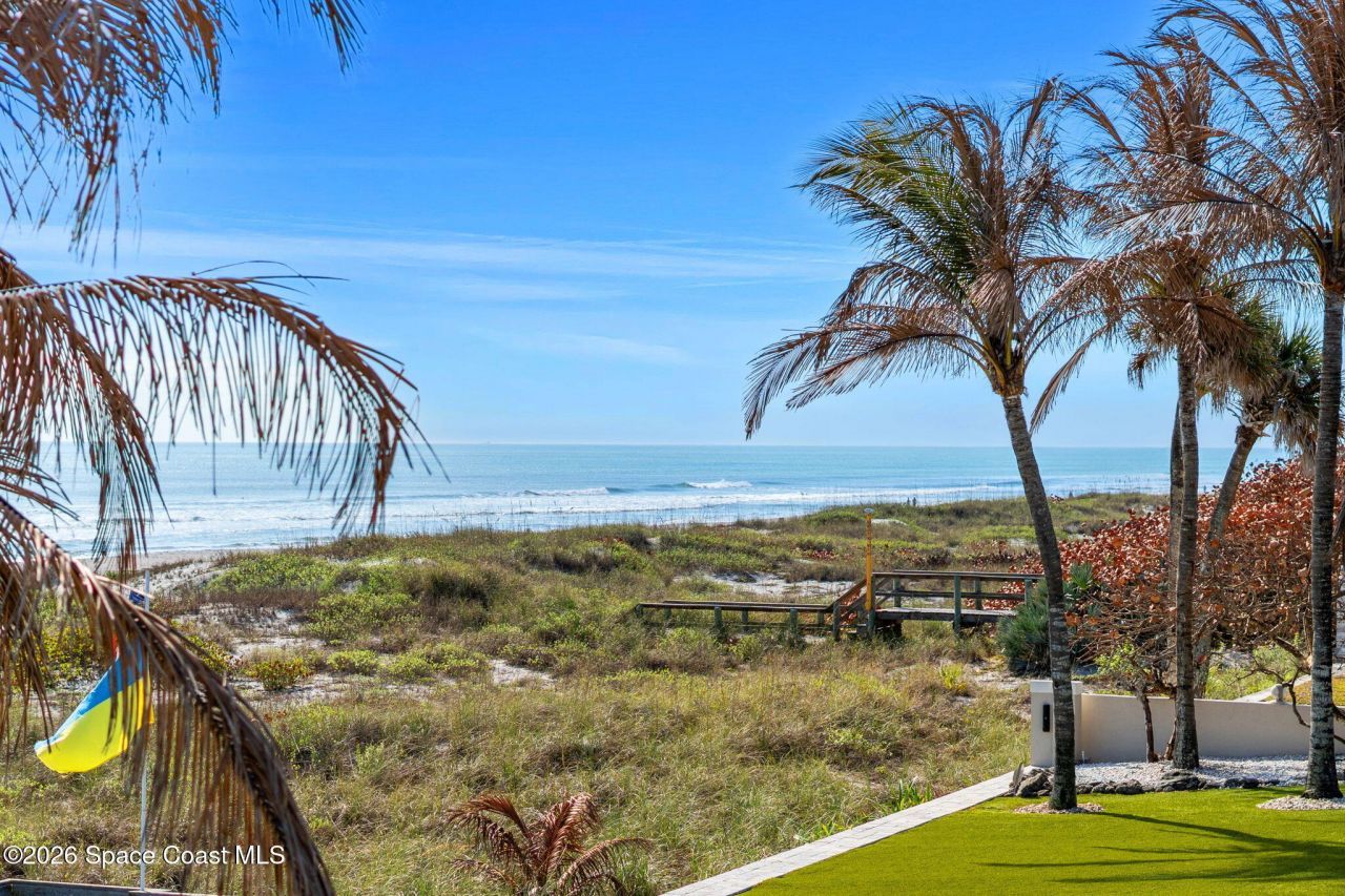 755 S Atlantic Avenue, Cocoa Beach, FL 32931 Photo