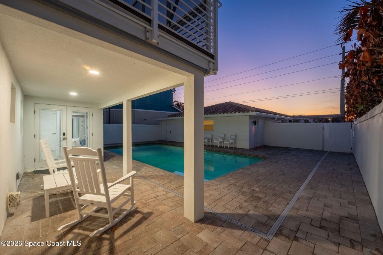 755 S Atlantic Avenue, Cocoa Beach, FL 32931 Photo