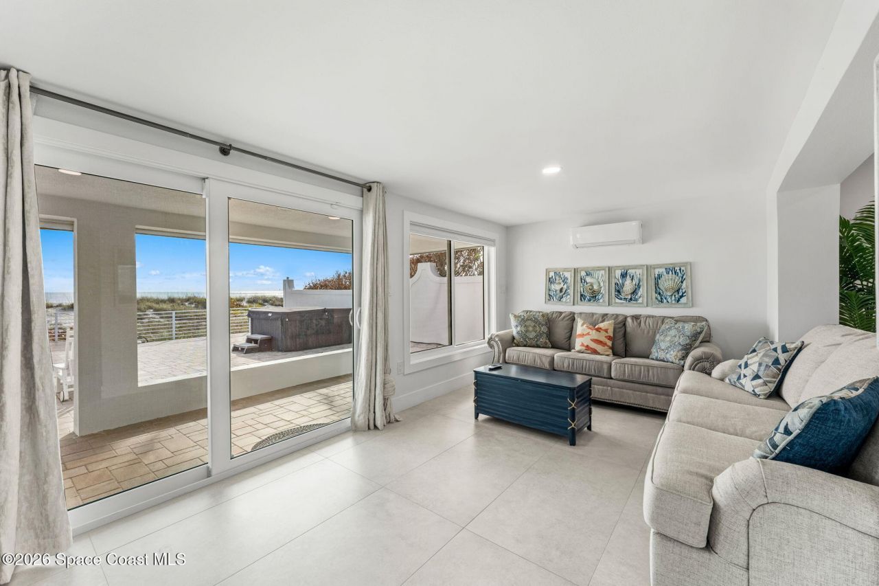 755 S Atlantic Avenue, Cocoa Beach, FL 32931 Photo