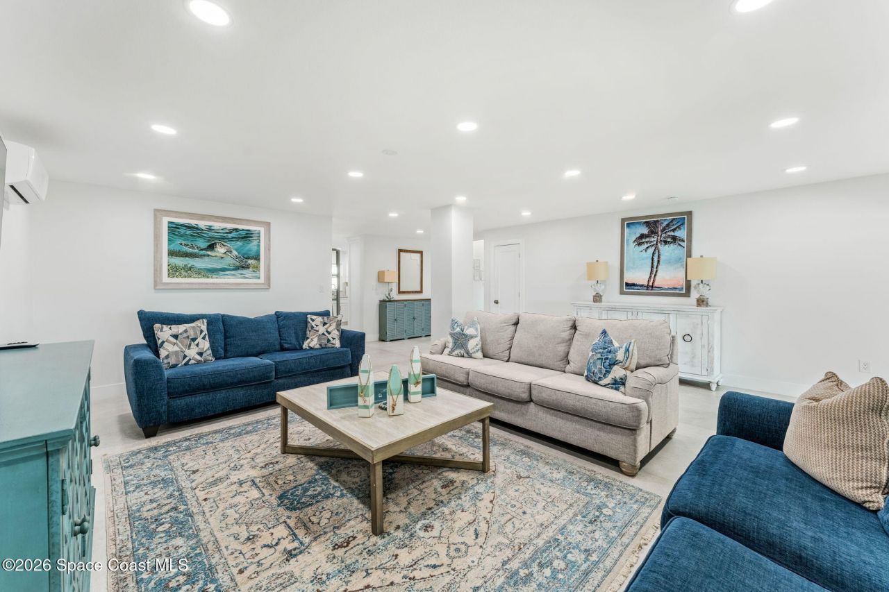 755 S Atlantic Avenue, Cocoa Beach, FL 32931 Photo