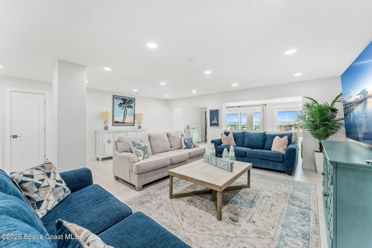 755 S Atlantic Avenue, Cocoa Beach, FL 32931 Photo